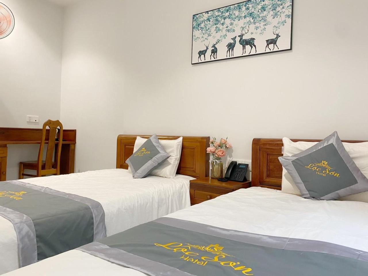Loc Son Hotel Buon Ma Thuot Exterior photo